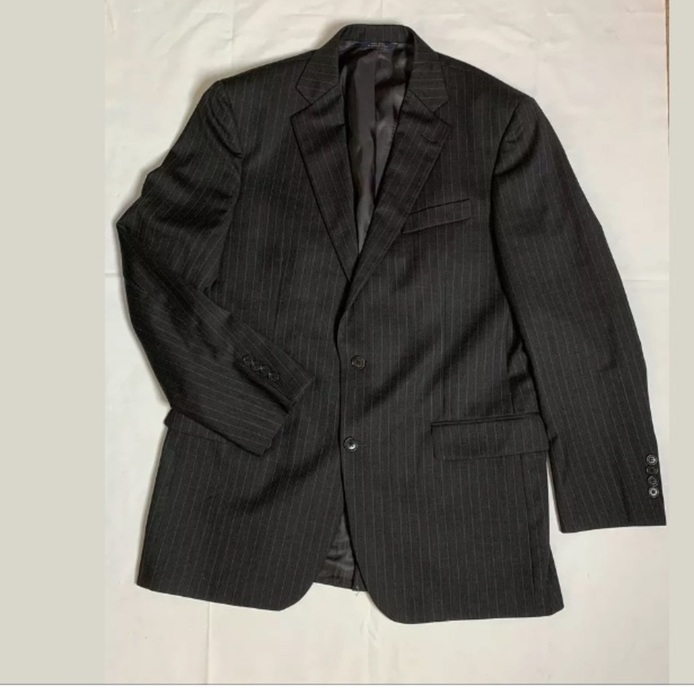 Brooks Brothers 1818 Madison Suit Coat. 42L/36W